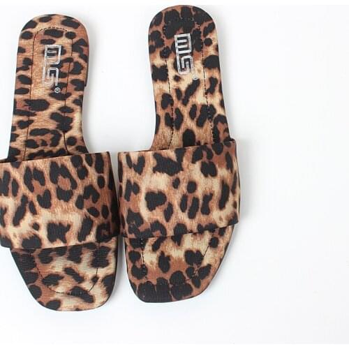 Womens slippers 2021 new summer Satin leopard flat shoes fashionable and versatile, comfortable to wear 35-41