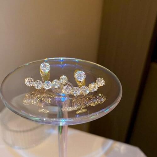 Exquisite Sparkling Zircon Gold Plated Stud Earrings for Women Korean Fashion Graceful Luxury Geometric Earrings Party Jewelry