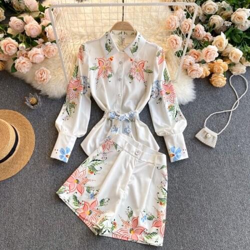 Spring Autumn Women Flower Print White Suit Turn down-Collar Puff Sleeve Tops + Wide Leg Short Pants With Belt Two Piece Set