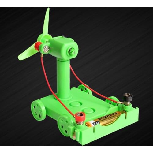 Air trolley physical Technology handmade propeller wind-powered car pupils physics DIY fun experiment extracurricular technology
