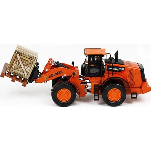 TANG DYNASTY(TM)1:50 Alloy Forklift Model Die-Cast Vehicle with Driver Engineering Vehicles Car Toy Model