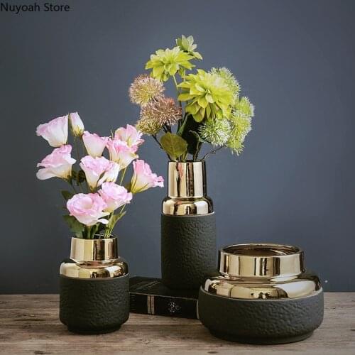 European-style Retro Ceramic Vase Creative Golden Bottle Cap Simulation Flower Flower Arrangement Accessories Desktop Decoration