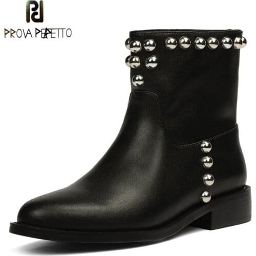 Winter New Short Boots Fashion All-match Cow Suede Round Head Low-heel Rivet Decoration Temperament Fashion Cowhide Martin Boots