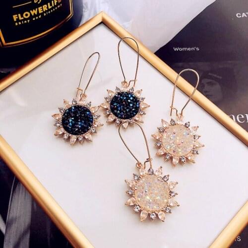 Seanlov New Cute Romantic Lovely Clear Stone Flower Shape Convenient Simple Stud Earrings Copper Cubic Zircon For Women Party