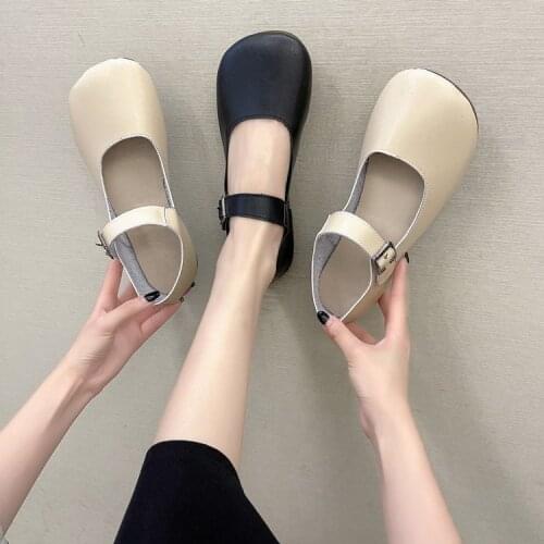 Womens shoes fashion flat shoes casual shoes PU leather shoes anti slip retro soft sole casual shoes single shoes35-40