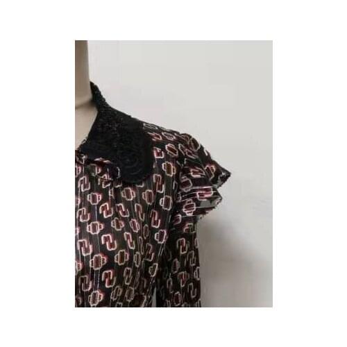 2021 Autumn and Winter Letter Printing Small Flying Sleeve Lapel Dress