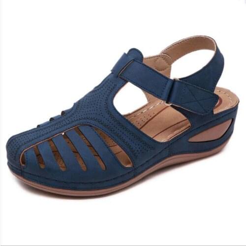 2021 New Summer Retro Womens Roman Shoes Hollow Hole Sandals Large Size Round Toe Slope with Velcro Sandals
