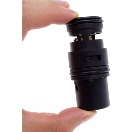 1pc Car Oil Cooler Radiator for BMW E46 E53 E83 E85 E86 X3 328I 330CI 17111437362 Expansion Tank Thermostat Auto Accessories