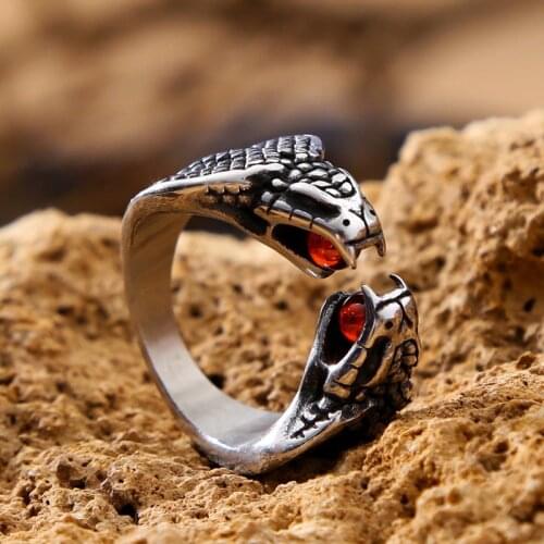 Fashion Stainless Steel Rings for Men And Women Punk Goth Cobra Snake Ring Cool Red Stone Animal Party Gift Jewelry Wholesale