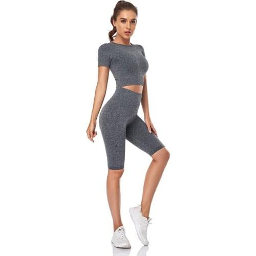 Womens Yoga Set 2021 New Yoga Exercise Thread Short Sleeve Seamless High Waist Butt Lift Fitness Shorts Set for Women
