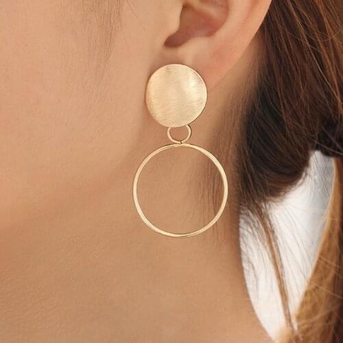 Korean Fashion Jewelry Gold Color Round Pearl Pendant Drop Earring for Women Personality Ear Jewelry Wholesale Girl Gift