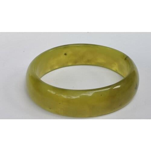 YIZHU CULTUER ART Beautiful China Natural Yellow Jade Carving Bracelet or loop Pendant Decoration