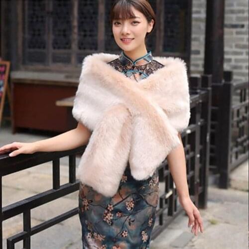 Women Winter Faux Fur Cape Wrap Scarf Ladies Thick Warm Scarves Shawl Imitation Fur Jacket Shrug Bridal Wedding Accessories