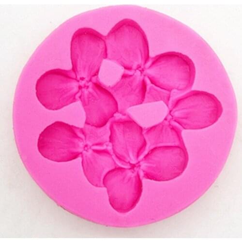 P828 Clover Flower Alabaster Pendant chocolate mold sugar cake decoration mould silicone diy