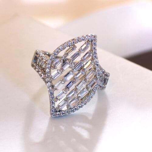 New Luxury Wedding Ring for Women White Color Fashion Ring Made with AAA cubic zirconia Lead Free Drop Shipping cz rings