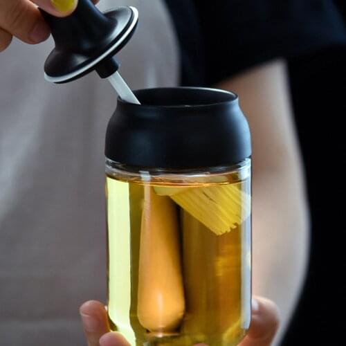 250ml Spice Jar Multifunctional Moistureproof Pepper Oil Seasoning Bottle with Lid Spoon Glass Seasoning Jars Container