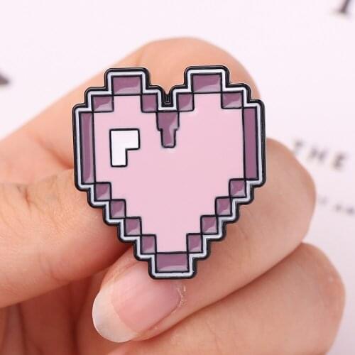 Cartoon Fun Pink Heart Shaped Props Enamel Brooch Alloy Badge Denim Clothes Bag Pin Cute Sweet Jewelry Gift