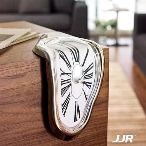 2020 NEW Creative Seat Twisting Clock Melting Table Clock Right Angle Retro Deformation Roman Numerber Clocks Office Home Decor
