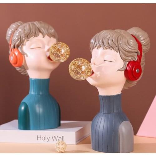 Modern Home Decor Crystal Bubble Gum Girl Statue Resin Sculpture Sideboard Music Girl Ornaments Crafts Cabinet Desktop Figurines