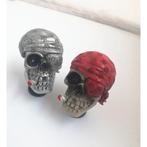 2017 HOT car styling Skull Shift Knob / Universal Shift Lever Knob fit for Toyota Mitsubishi Nissan Ford M8 / M10 / M12