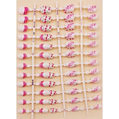 Nail Tips 24pcs Patterns Full Cover Fake Nail Art Design Sexy Cute Fashion Acrylic False Nail