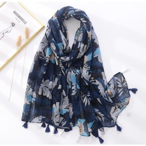 2021 Women Fashion Leaf Printed Pattern Cotton Tassel Scarf Shawls Wraps Hijabs 10pcs/lot
