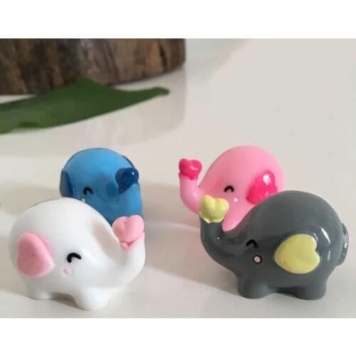 1 Piece Love Heart Elephant Puppy Moss Pet Animal Australia France Model Small Statue Figurine Crafts DIY Ornament Miniatures