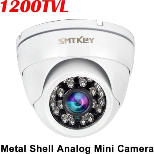 Metal Shell 1200TVL CMOS Analog Camera 700TVL CCD With IR CUT Filter 24 LEDS Day & Night Security Camera