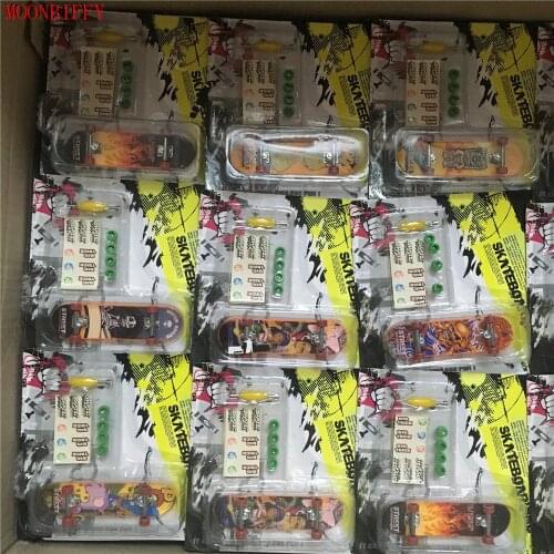 Alloy Stand FingerBoard Mini Finger boards With Retail Box Skate trucks Finger Skateboard for Kid Toys Children Gift