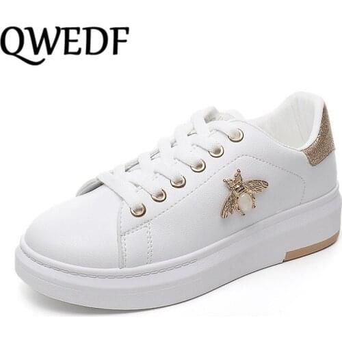 Women Casual Shoes 2019 Autumn Women Sneakers Fashion Breathable PU Leather Platform White Women Shoes Soft Footwears HX-35