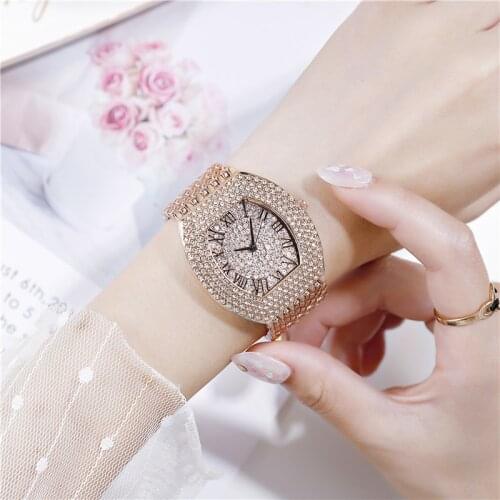 Cacaxi Fashion Casual Women Watch Quartz Wristwatches Luxury Brand Womens Watch Unique Style Ladies Watch zegarek damski A168