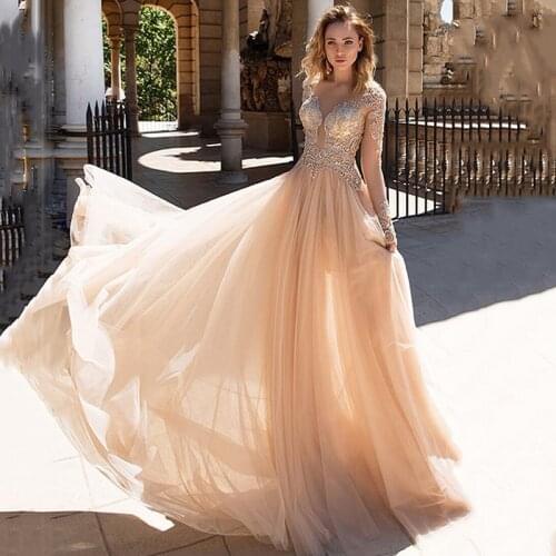 Eightree 2020 Beach Boho Wedding Dresses Appliques Lace Long Sleeves Beading Bride Dress Vestido de Noiva Champagne Wedding Gown