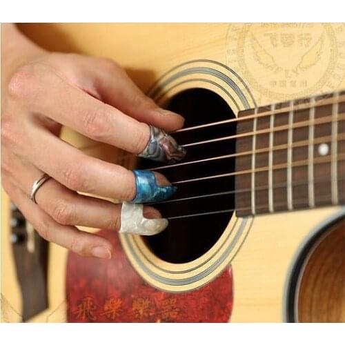 Three pics a lot Colorful for Ukulele Acoustic Electric Guitar picks parts guitar accessories