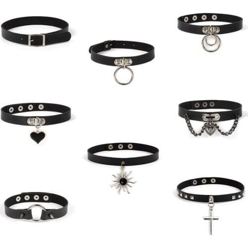 2021 Harajuku Style Black Punk Choker Women Choker Necklace Geometric Love Leather Dark Black Neckband Clavicle Pendant Necklace
