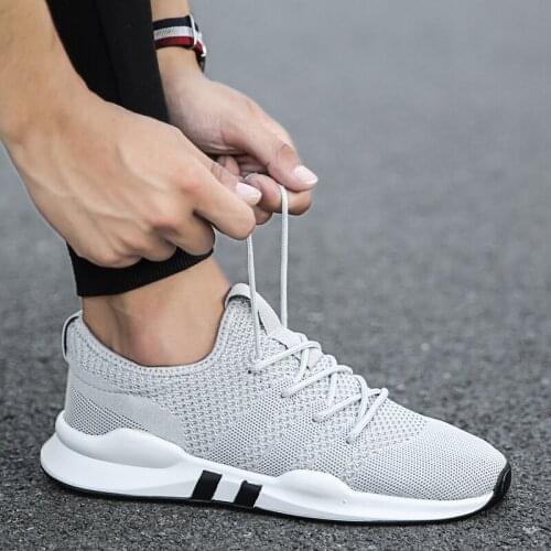 2020 Training Couple Male+Shoes Breathable Outdoor Male Sports Shoes Lightweight Sneakers Women Comfortable Athletic