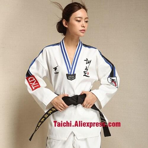 The high-end genuine childrens Taekwondo wear long sleeved adult male and female Taekwondo Costume