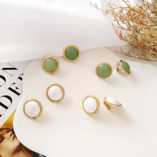 Mini Natrual Forest Green Crystal Stone Short Clips on Earring Without Piercing Vintage No Ear Hole White Pearl Clip Earrings