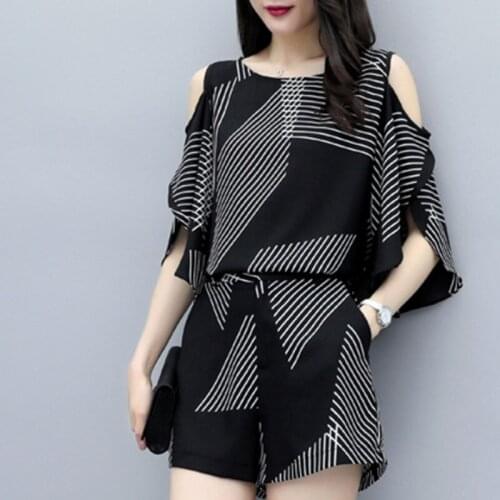 2021 Summer Striped Fashion Women Two Piece Sets Outfits Shoulder Open Tops + Shorts Suits Casual Korean Female 2 Pcs Sets