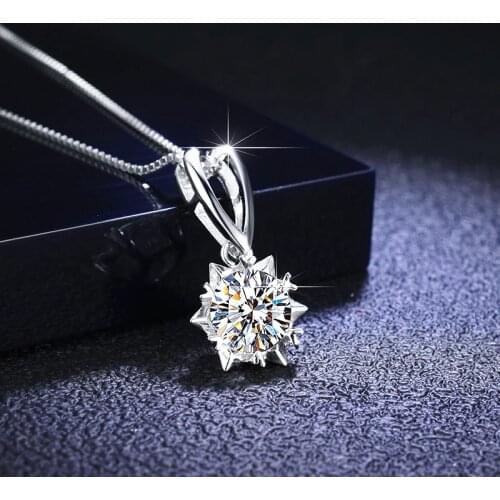 Silver 925 Original PT950 Stamp Heart Snowflake Moissanite Pendant Necklace Diamond Test Past 1 Carat VVS1 Moissnanite Necklaces