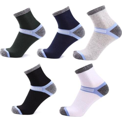 High Quality 5Pairs Mens Sports Socks Cotton Basketball Running Socks Comfortable Breathable Male Socks New
