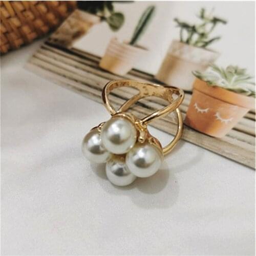 Simulated Pearl Brooches Scarf Buckle Hoop Brooch for Women Holder Silk Shawl Buckle Ring Clip Scarf Jewelry Gift