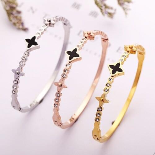 MIS JQYRIA Black Bracelets