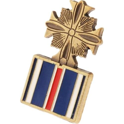 US U.S. AIR FORCE DISTINGUISHED FLYING CROSS MEDAL LAPEL HAT PIN BADGE