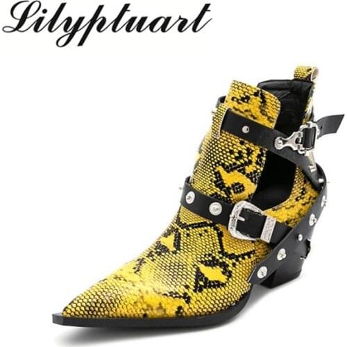 Baotou sandals women 2020 spring and summer new European and American hollow high heels thick heel snake pattern Roman sandals