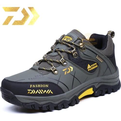 DAIWA 2021 Fishing Shoes Men Summer Beach Breathable Wading Shoes Cycling Swimming Sports Shoes on Foot Non-slip Shoes