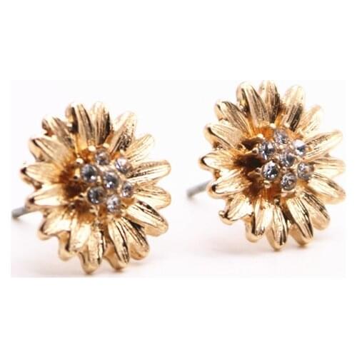 Fashion Flowers element rhinestone stud earrings Multivalve flower gold color stud earrings