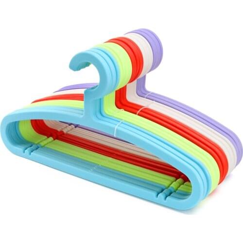 5 pcs Creative Magic Plastic Clothes Hanger Slip Hanger Racks Wet Dry Hangers