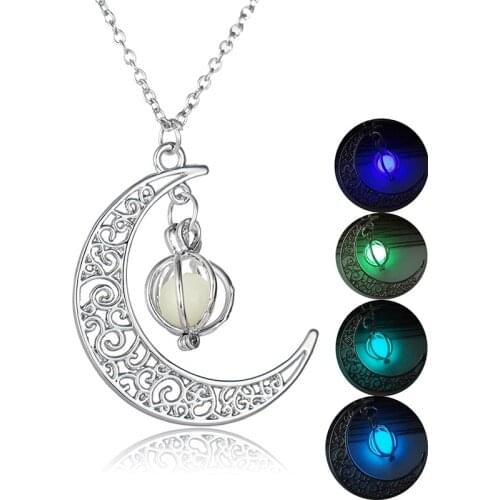 2020 Vintage Luminous Moon Necklace Glow In The Dark Necklace Fashion Pendant Necklace For Women Halloween Girls Jewelry Gift