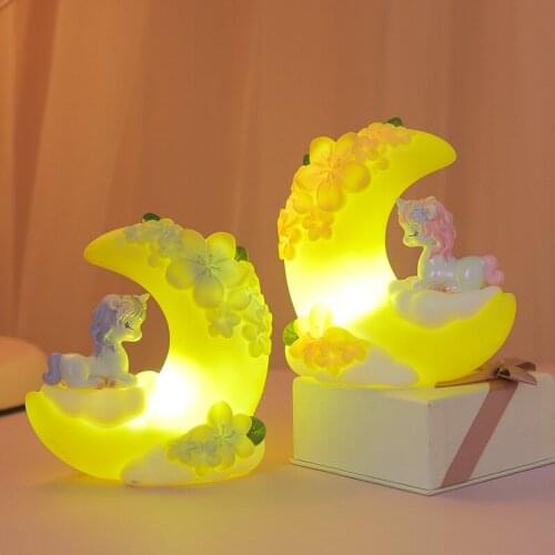 Stalls new girls heart Unicorn moon night light ornaments creative gifts resin crafts