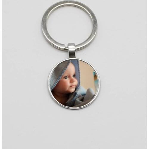 Personality photo pendant keychain, your baby boy, mom, dad, grandma, family parent-child photo is a DIY gift jewelry keychain f